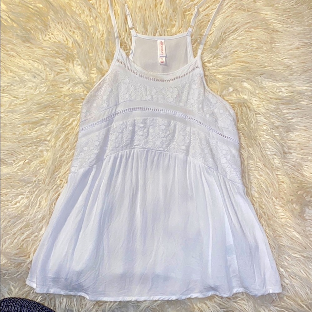 white lace detail tank top